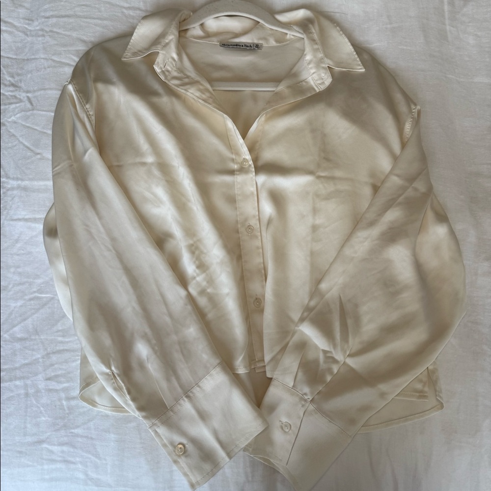 Silky satin cropped long sleeve button down top